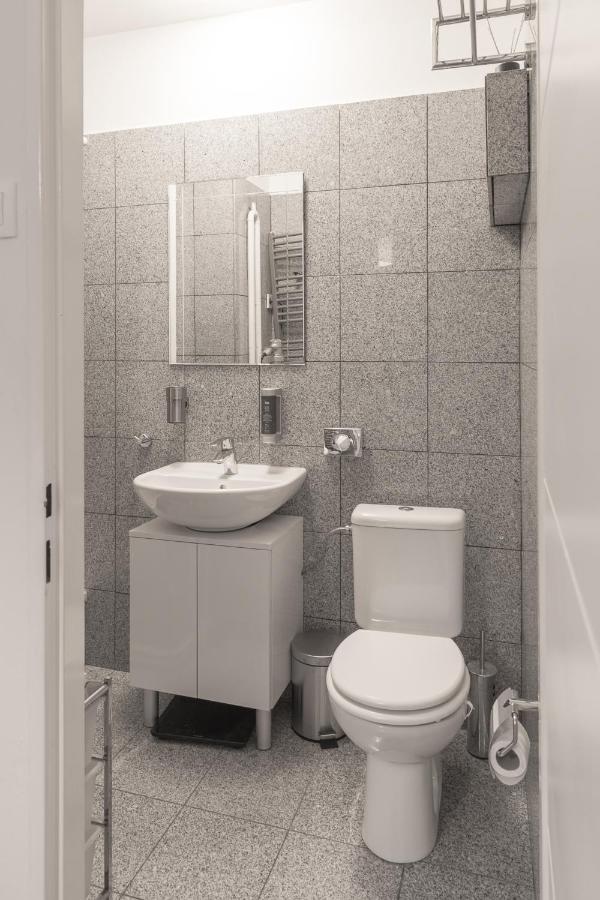 Skolska Junior Apartment Praga Exterior foto