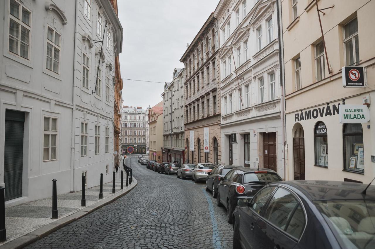 Skolska Junior Apartment Praga Exterior foto